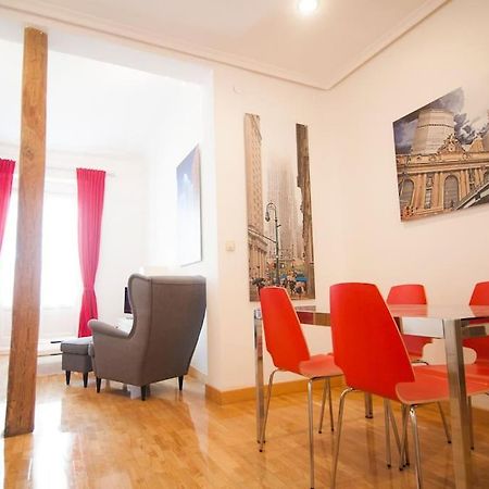 Alojamiento Entero Centro: Piso . Chueca Apartment Madrid Bagian luar foto