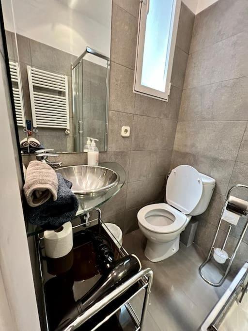Alojamiento Entero Centro: Piso . Chueca Apartment Madrid Bagian luar foto